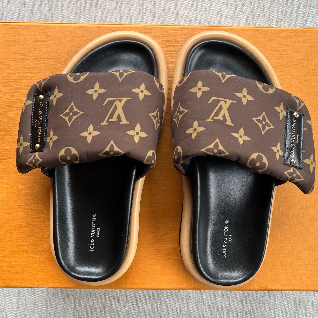 Louis Vuitton Pool Pillow Flat Sandals